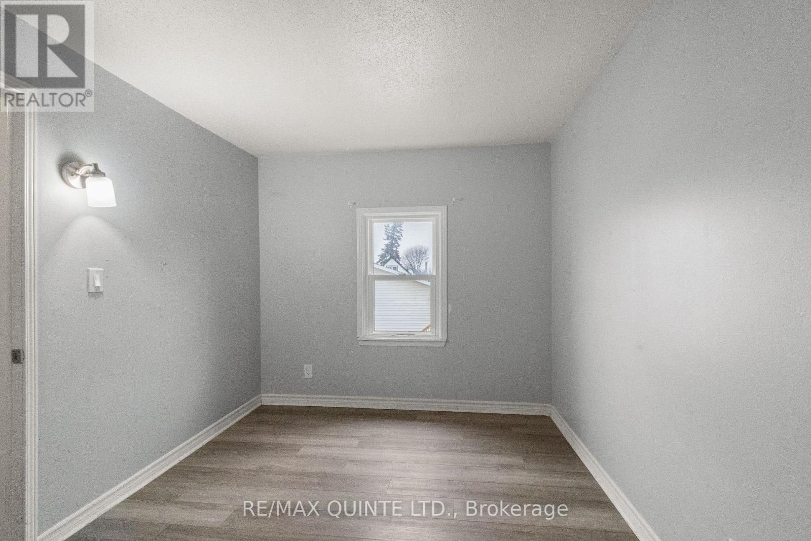 325 Sidney Street, Belleville, Ontario  K8P 3Z5 - Photo 26 - X12697300