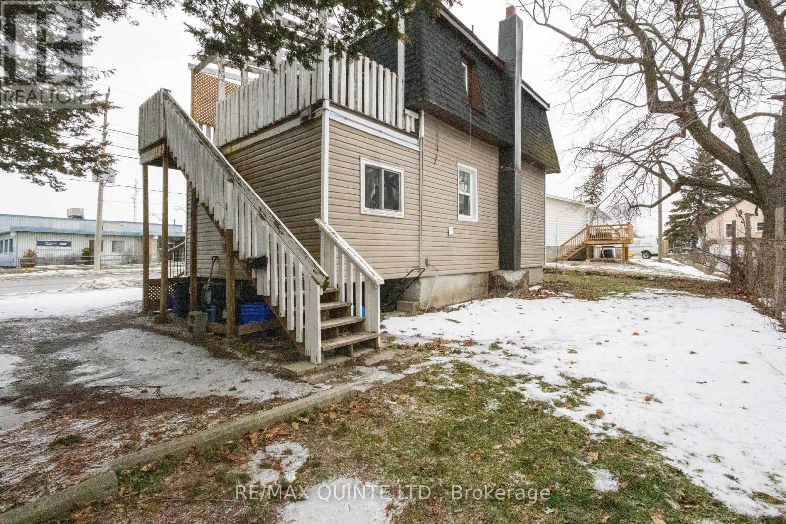 325 Sidney Street, Belleville, Ontario  K8P 3Z5 - Photo 4 - X12697300