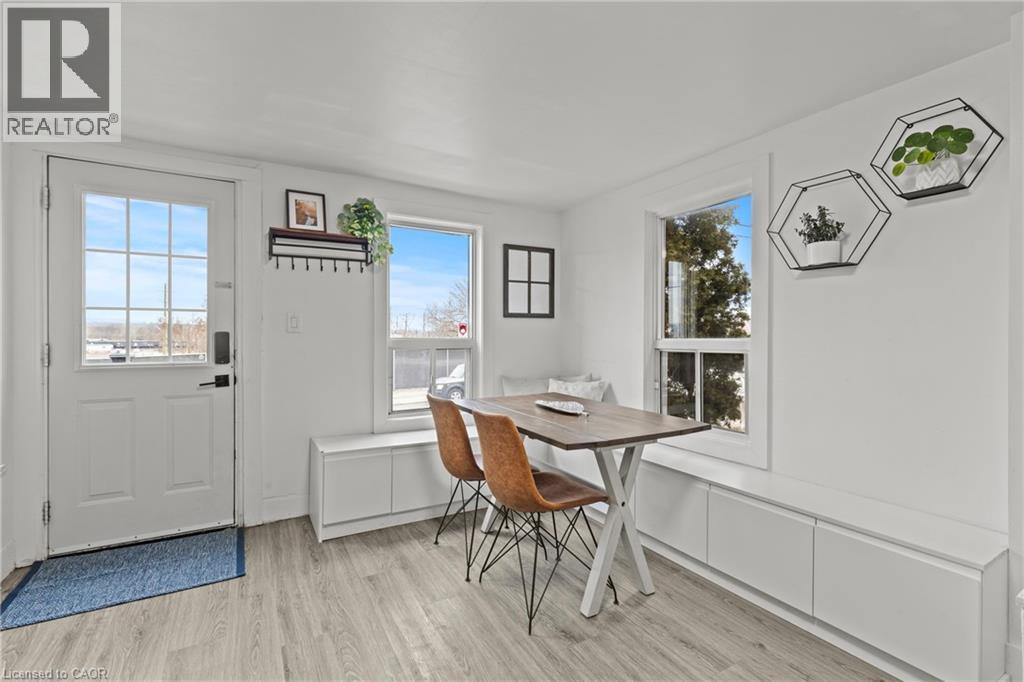 199 Barton Street W, Hamilton, Ontario  L8R 2H3 - Photo 4 - 40797559