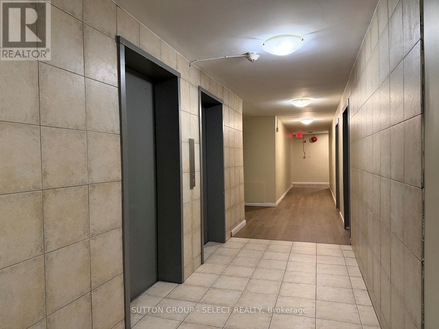 402 - 573 Mornington Avenue, London East, Ontario  N5Y 4T9 - Photo 2 - X12697310