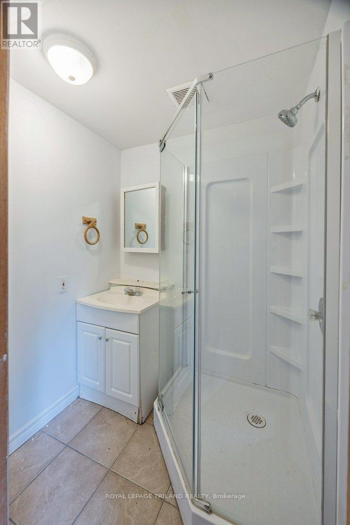 1053 Richmond Street, London East, Ontario  N6A 3J7 - Photo 32 - X12697326