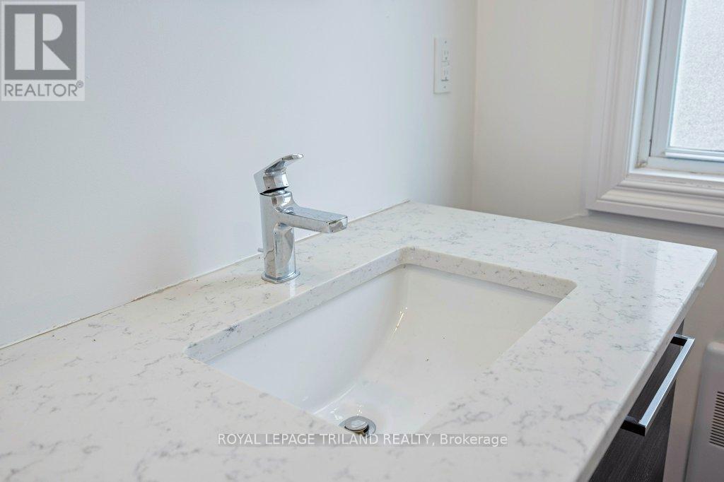 1053 Richmond Street, London East, Ontario  N6A 3J7 - Photo 40 - X12697326