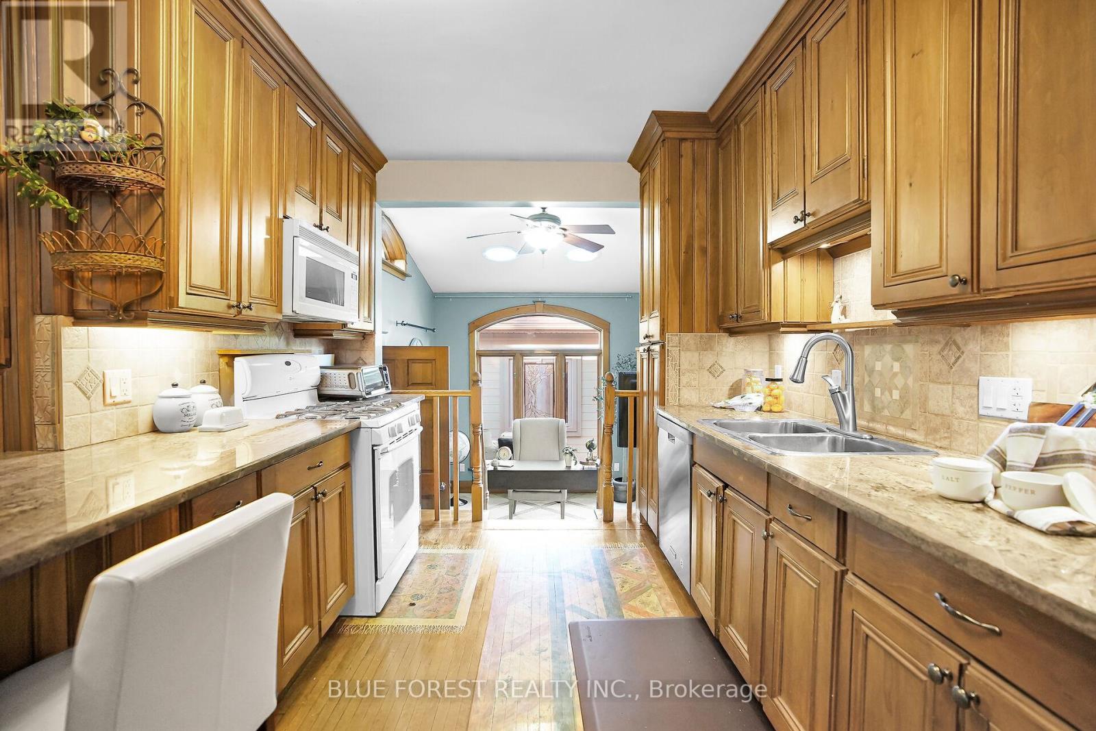 281 Cathcart Street, London South, Ontario  N6C 3N6 - Photo 31 - X12697384