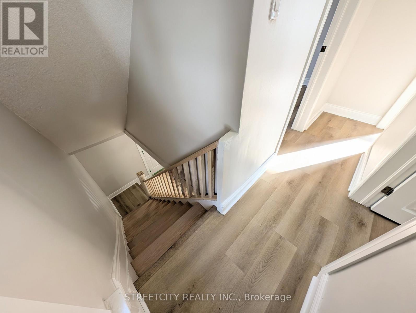 137 Proctor Street, Sarnia, Ontario  N7T 3G1 - Photo 20 - X12697466