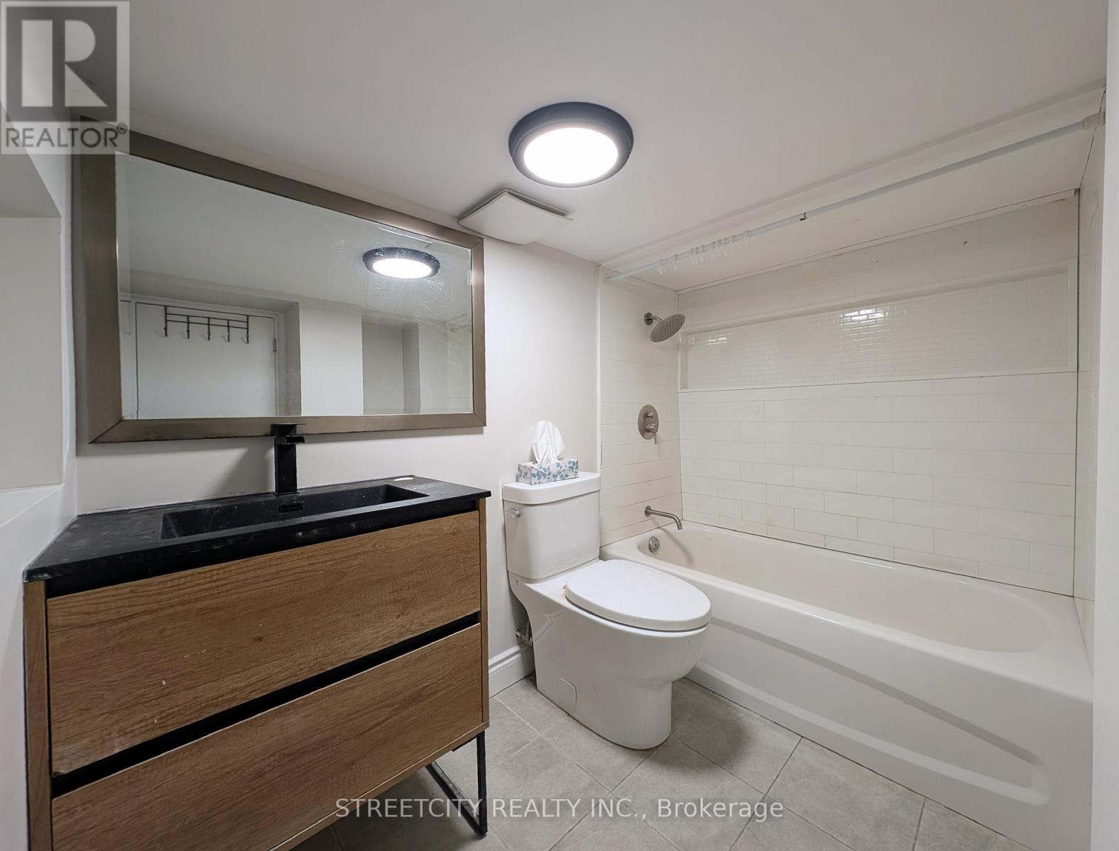 137 Proctor Street, Sarnia, Ontario  N7T 3G1 - Photo 30 - X12697466