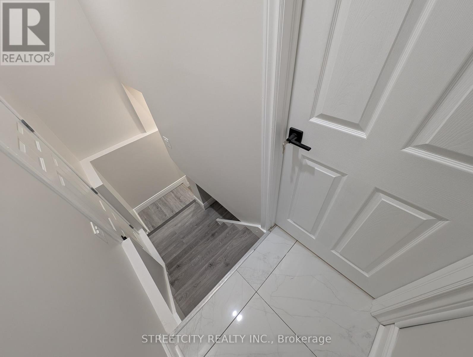 137 Proctor Street, Sarnia, Ontario  N7T 3G1 - Photo 32 - X12697466