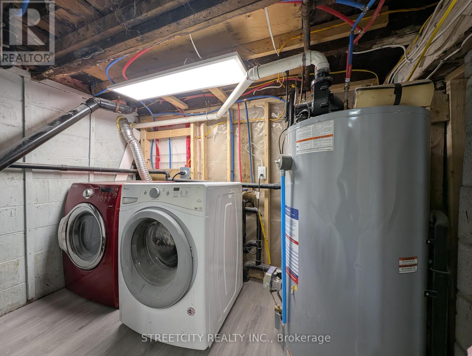 137 Proctor Street, Sarnia, Ontario  N7T 3G1 - Photo 33 - X12697466