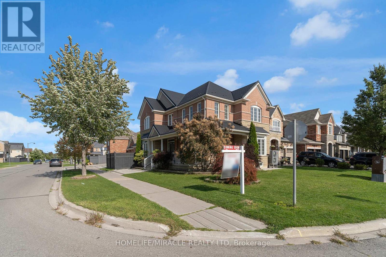 129 Vipond Way, Bradford West Gwillimbury, Ontario  L3Z 0G7 - Photo 6 - N12436930