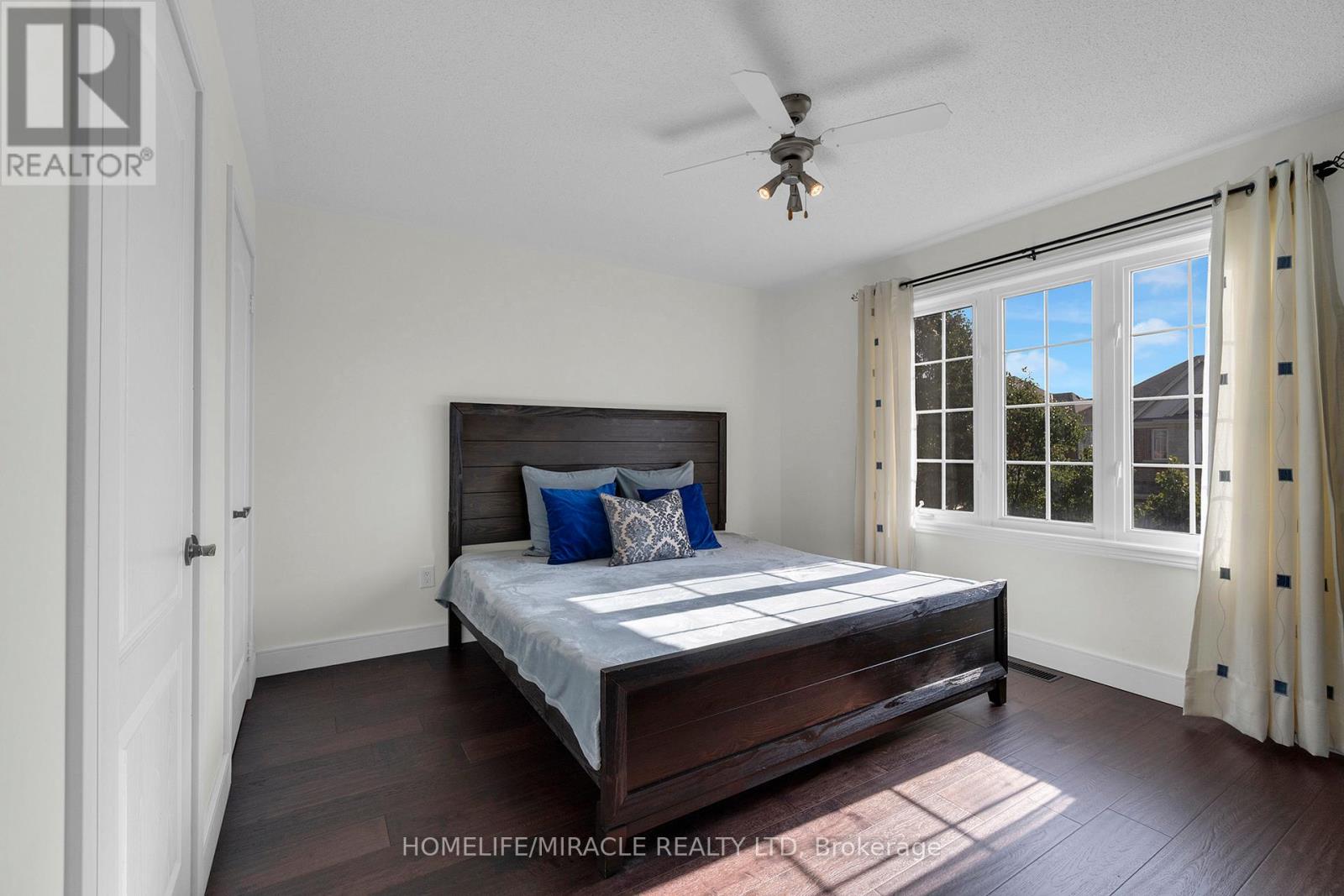 129 Vipond Way, Bradford West Gwillimbury, Ontario  L3Z 0G7 - Photo 29 - N12436930