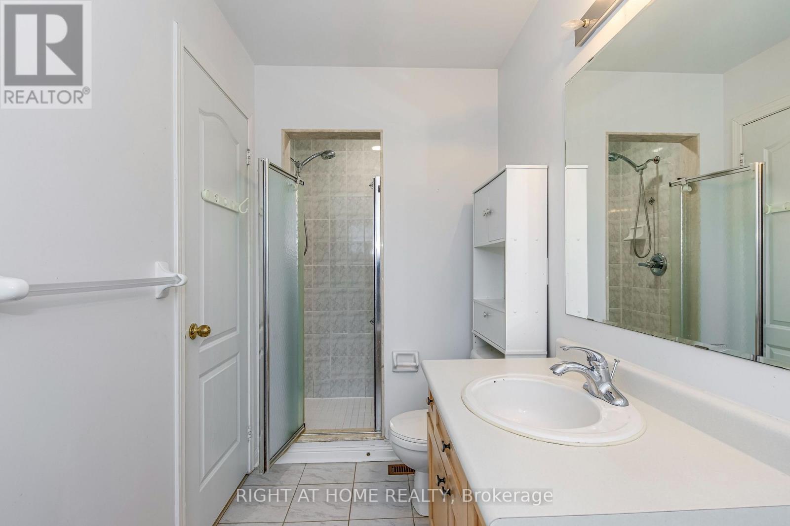 1348 Weir Chase, Mississauga, Ontario  L5V 2W9 - Photo 26 - W12693908