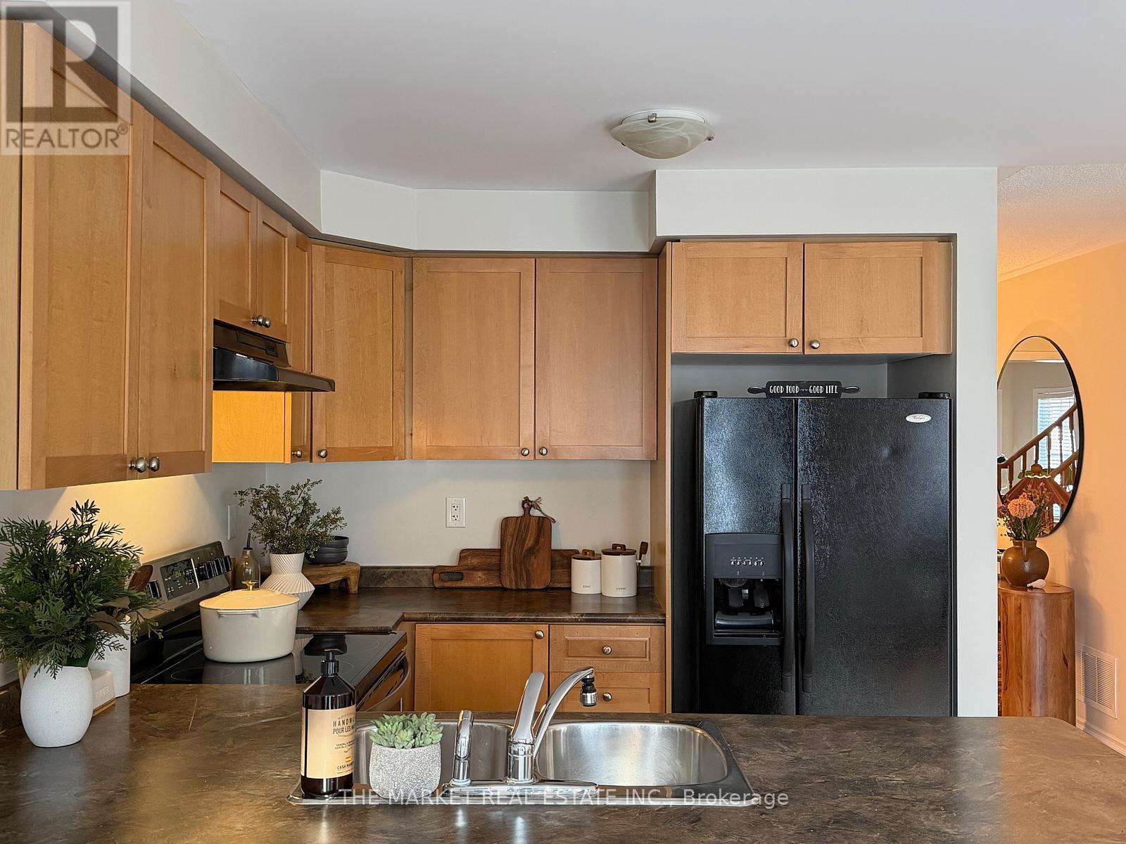 688 Rayner Court, Milton, Ontario  L9T 0N9 - Photo 15 - W12696730