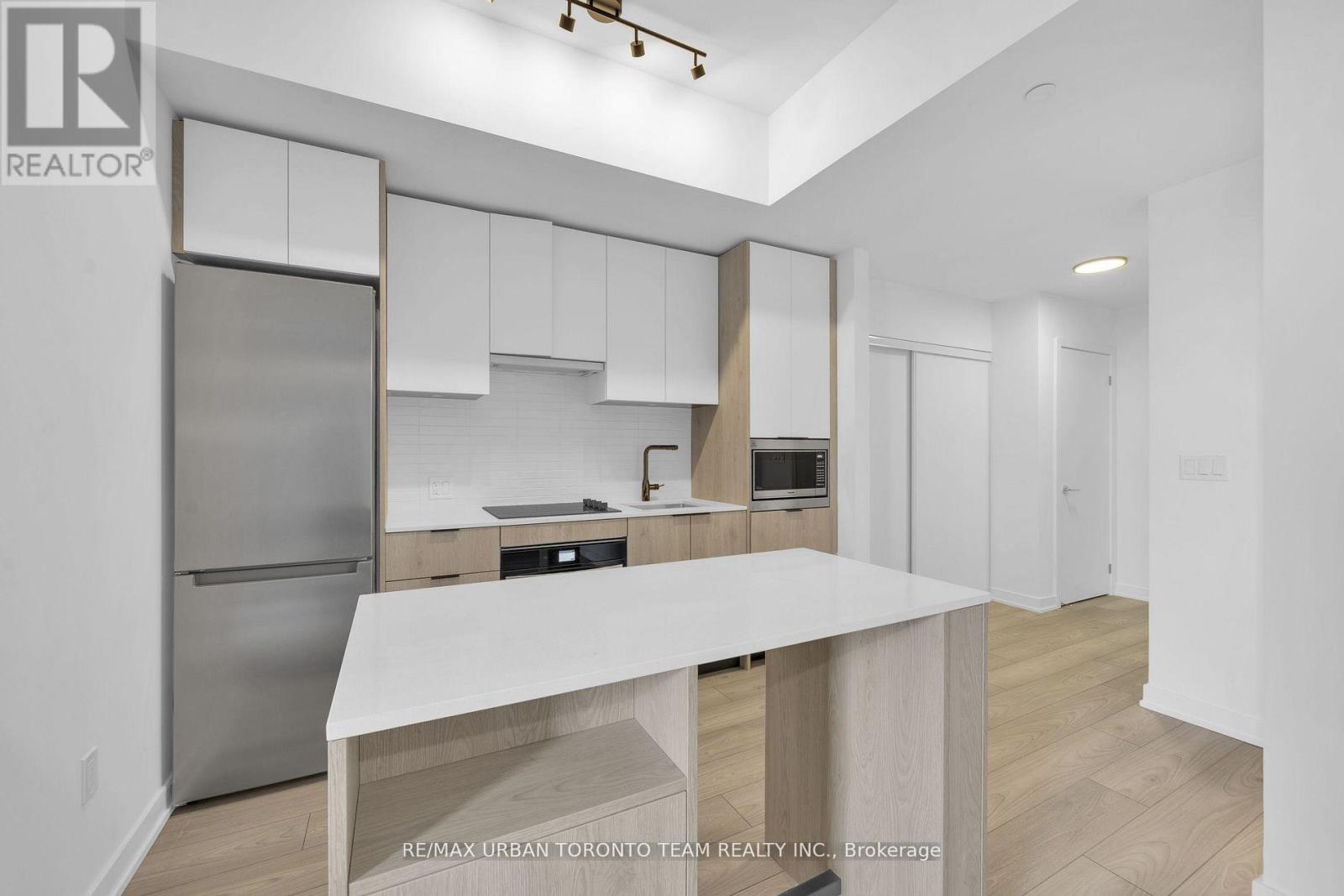 524 - 1007 The Queensway, Toronto, Ontario  M8Z 6C7 - Photo 6 - W12684344