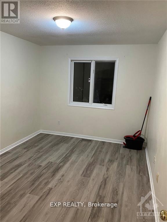 278 Stoneway Drive, Ottawa, Ontario  K2G 6B8 - Photo 13 - X12697344