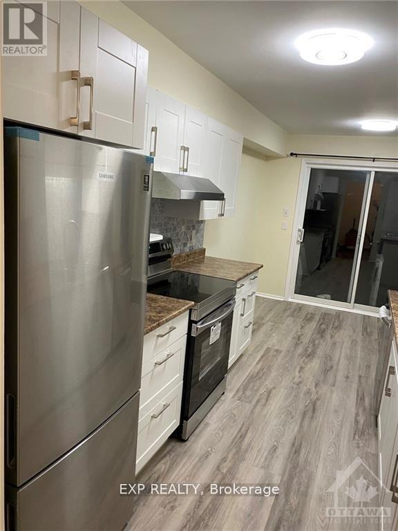 278 Stoneway Drive, Ottawa, Ontario  K2G 6B8 - Photo 3 - X12697344