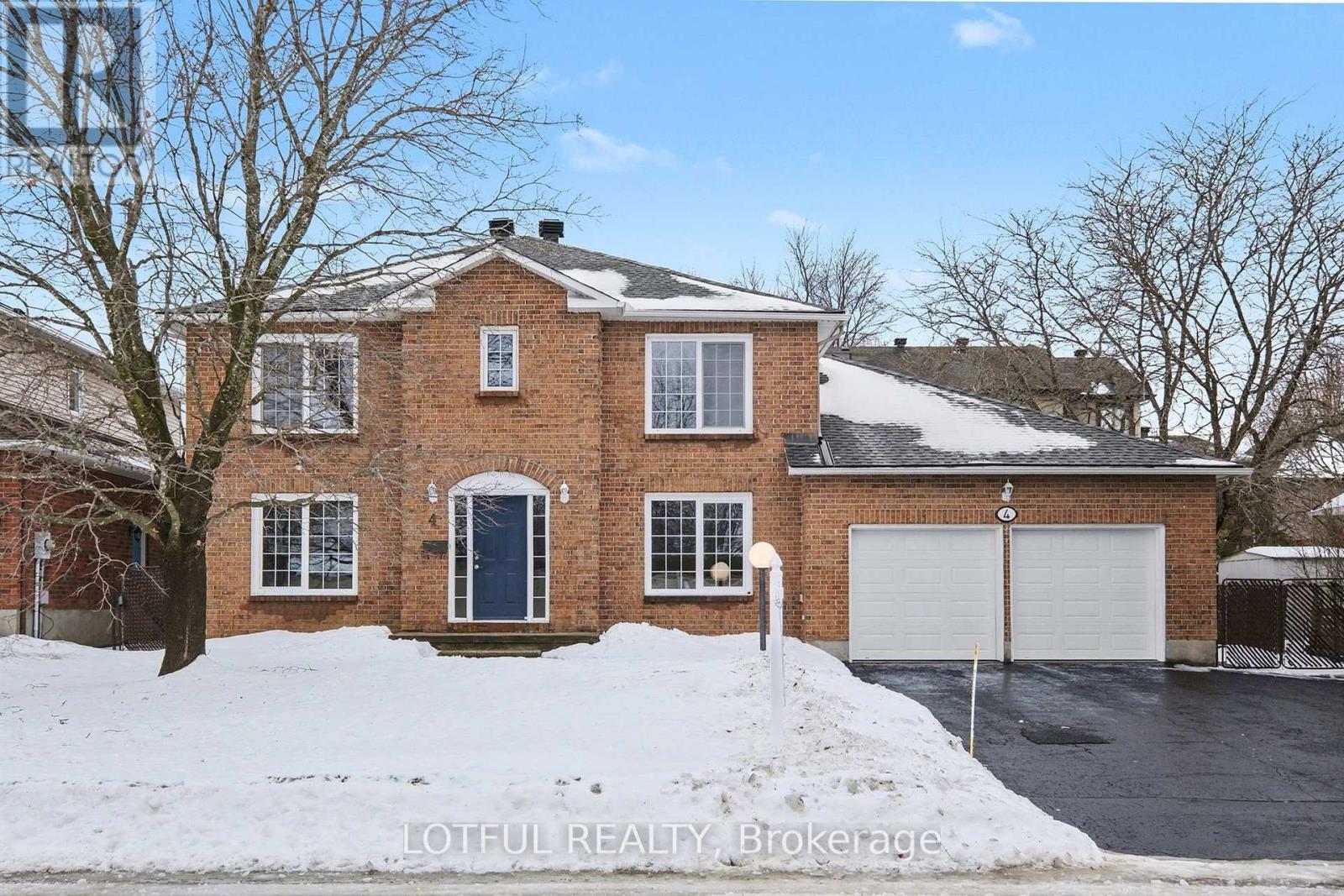 4 SPINDLE WAY, Ottawa, Ontario