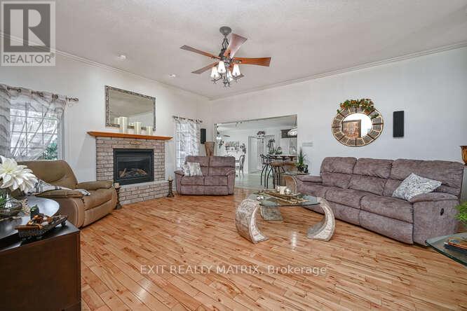 2573 Mitchell Street, Ottawa, Ontario  K0A 2P0 - Photo 8 - X12697458