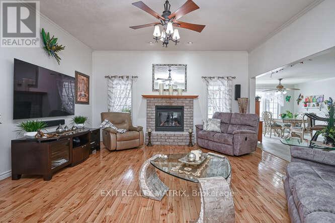 2573 Mitchell Street, Ottawa, Ontario  K0A 2P0 - Photo 9 - X12697458