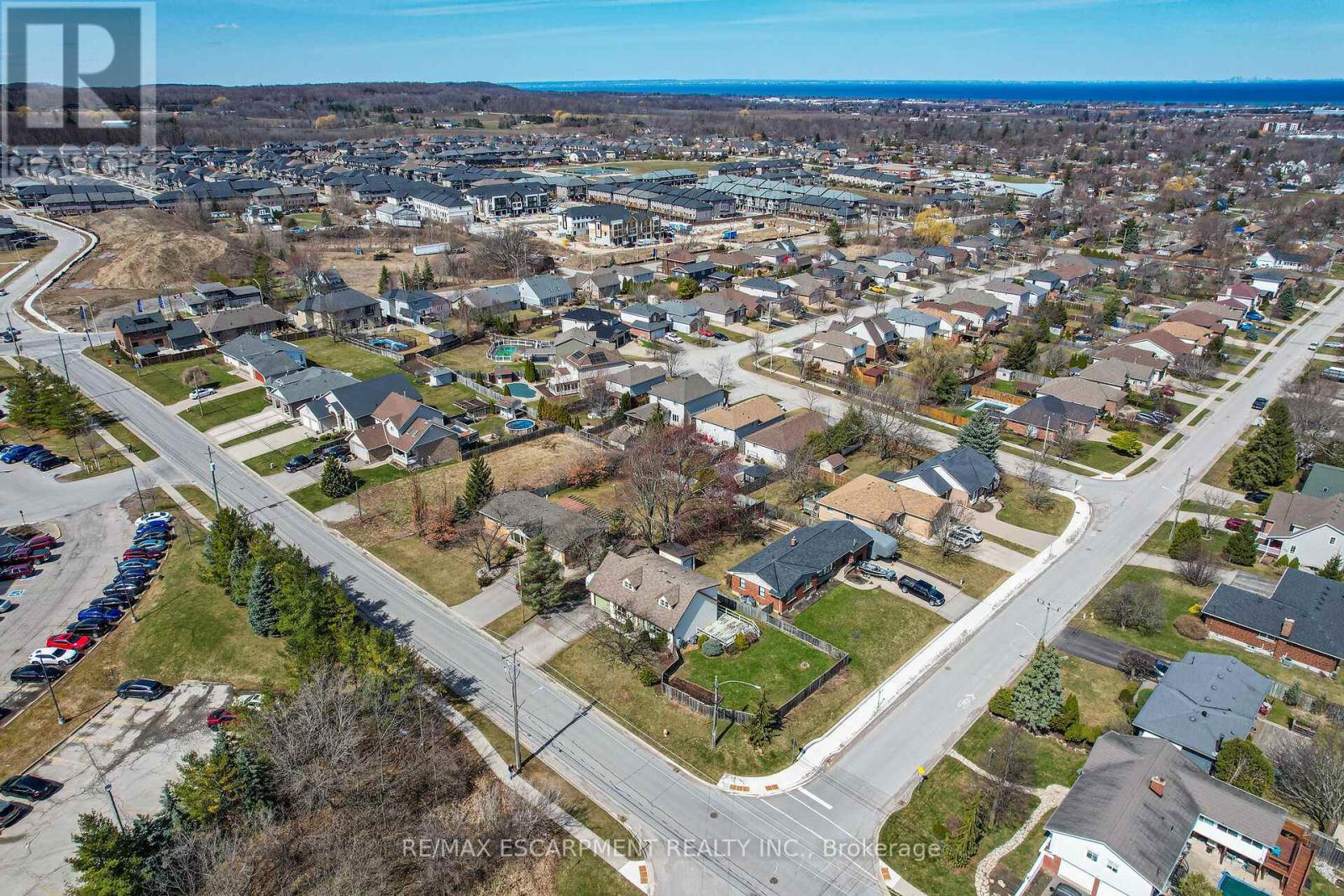 5001 Hillside Drive, Lincoln, Ontario  L3J 0L1 - Photo 40 - X12059898