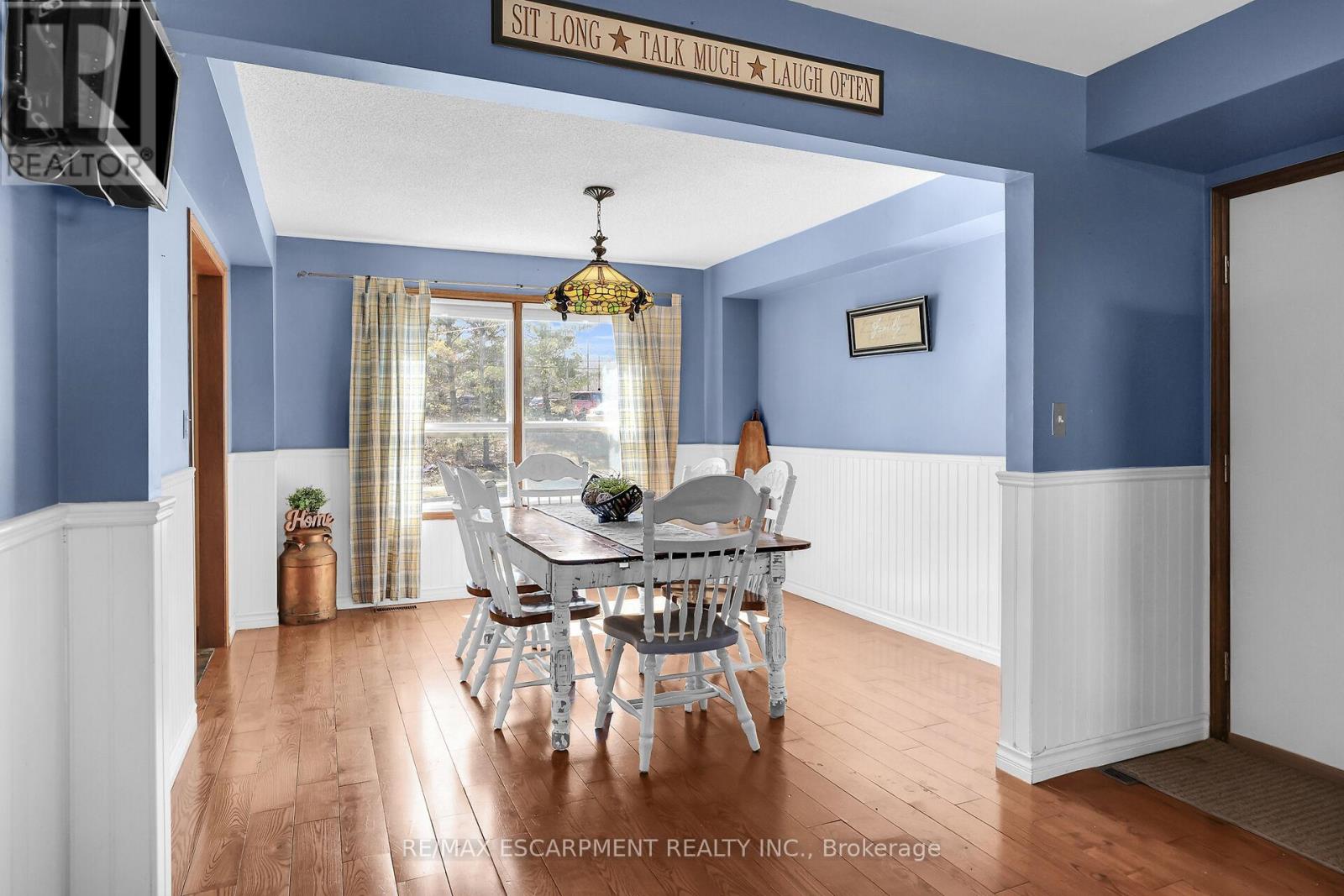 5001 Hillside Drive, Lincoln, Ontario  L3J 0L1 - Photo 9 - X12059898