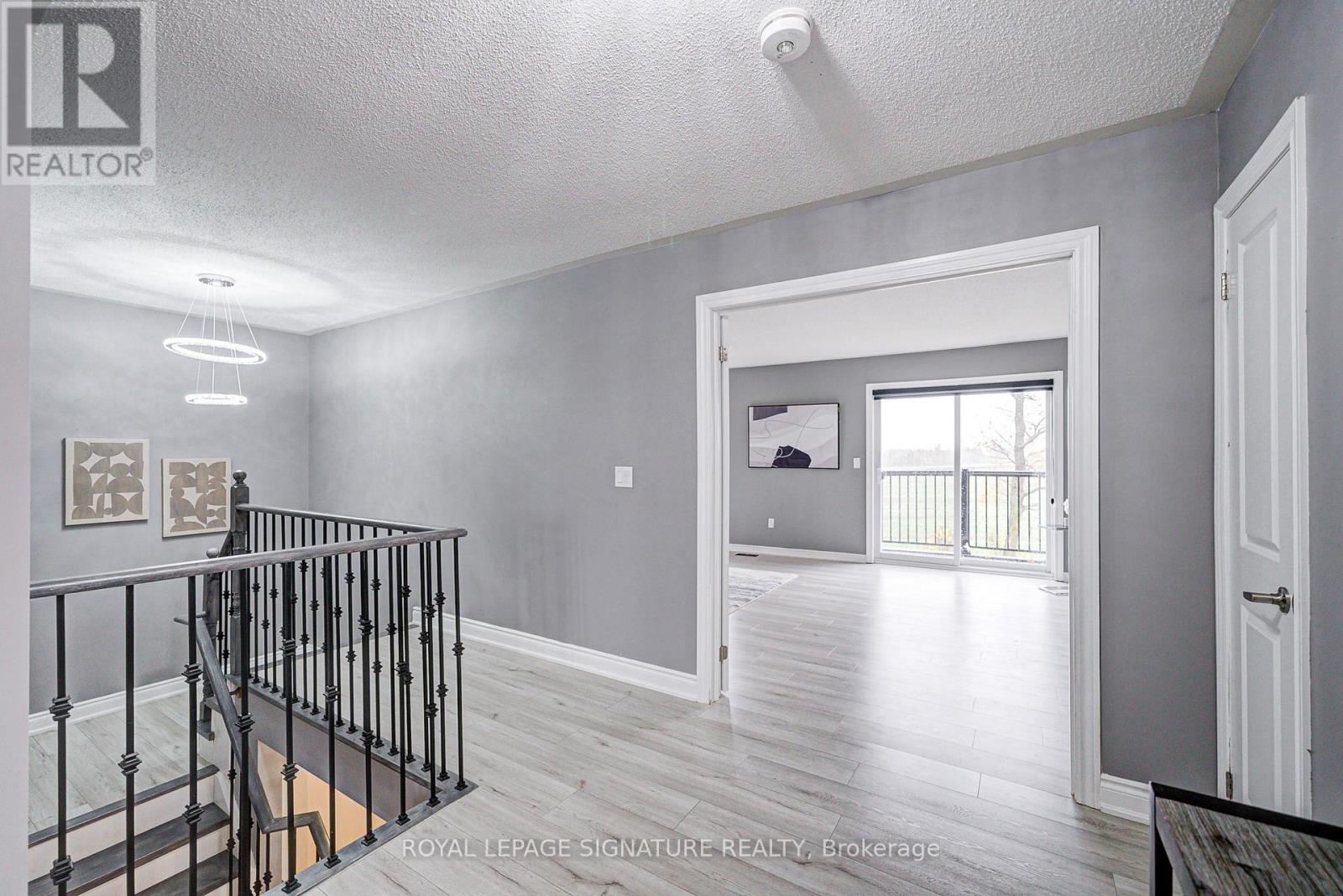 51 Todd Crescent, Southgate, Ontario  N0C 1B0 - Photo 16 - X12464436