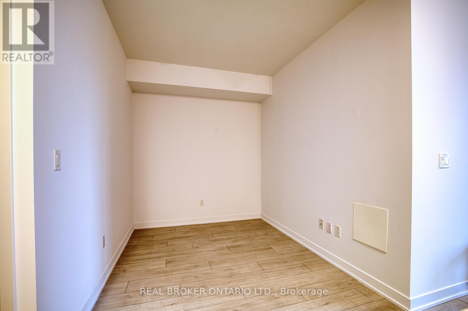 358 - 31 Tippett Road, Toronto, Ontario  M3H 0E7 - Photo 10 - C12697328