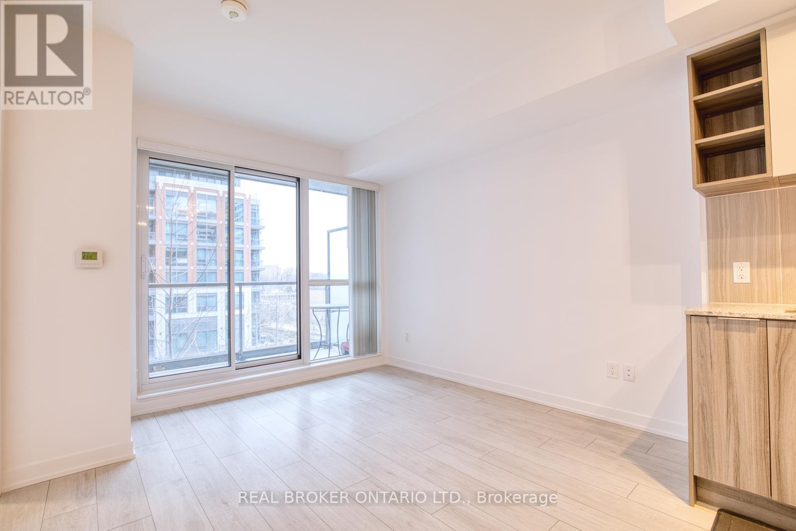 358 - 31 Tippett Road, Toronto, Ontario  M3H 0E7 - Photo 11 - C12697328