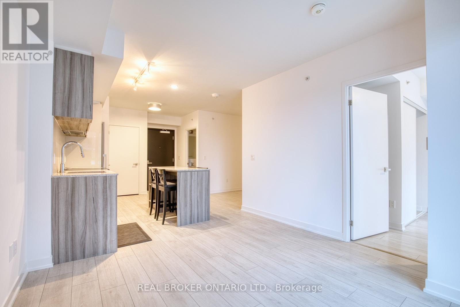 358 - 31 Tippett Road, Toronto, Ontario  M3H 0E7 - Photo 13 - C12697328