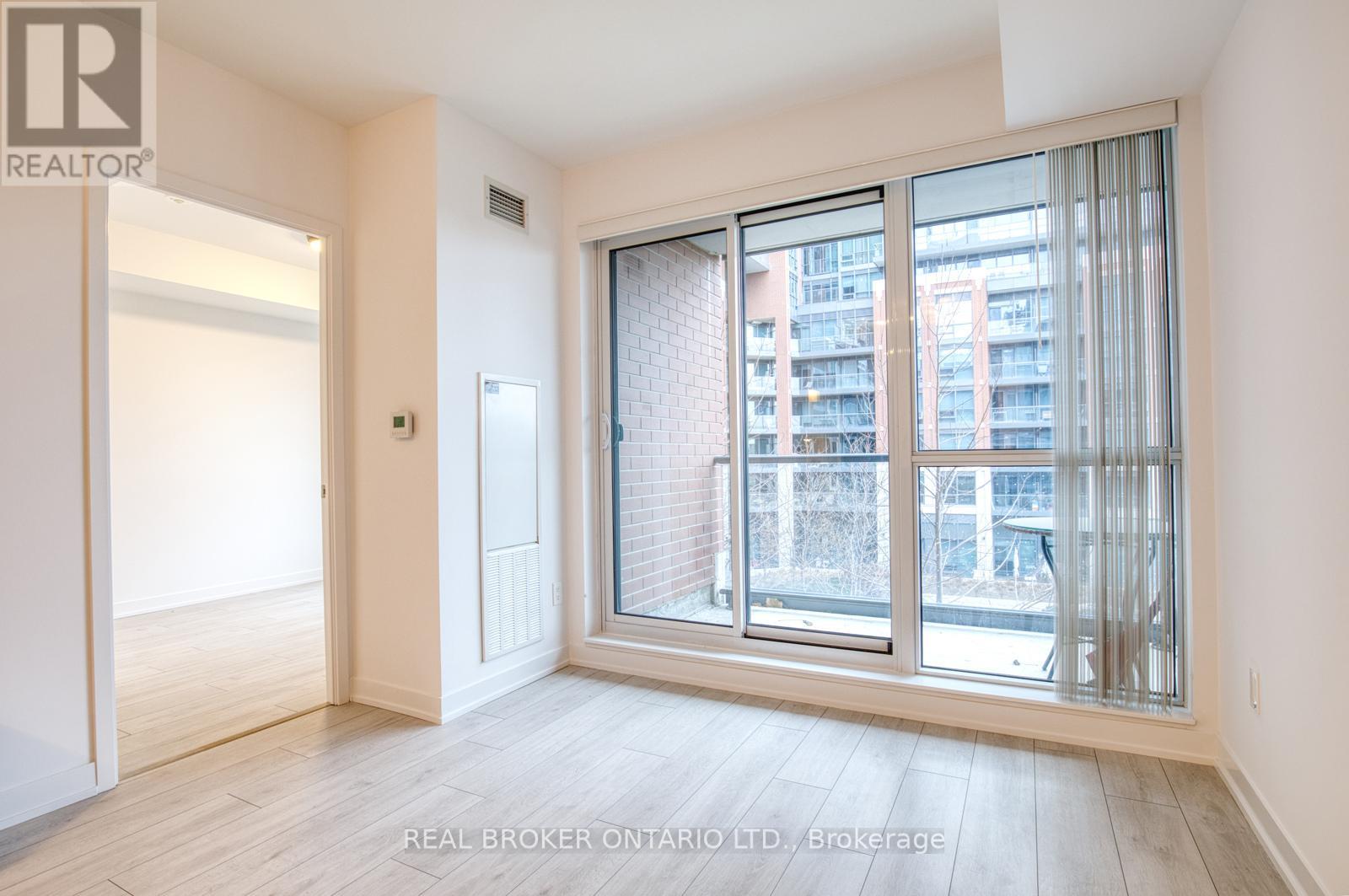 358 - 31 Tippett Road, Toronto, Ontario  M3H 0E7 - Photo 14 - C12697328