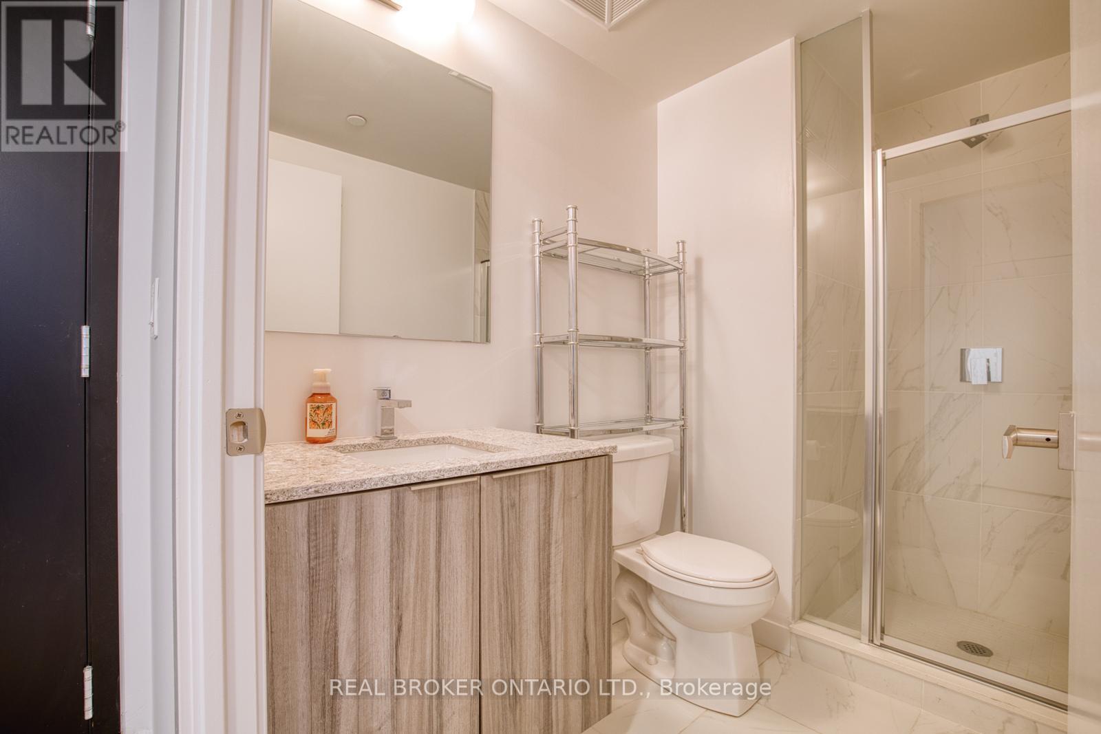 358 - 31 Tippett Road, Toronto, Ontario  M3H 0E7 - Photo 9 - C12697328