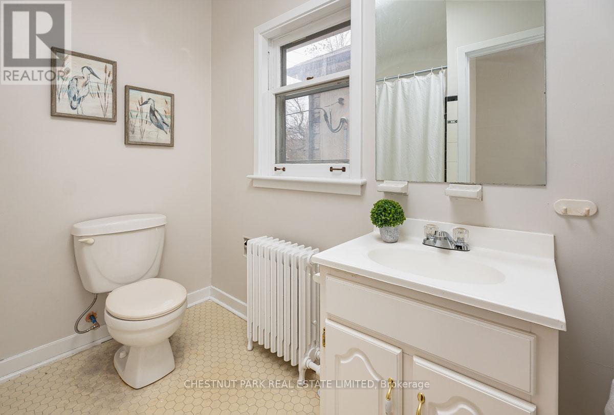 808 Millwood Road, Toronto, Ontario  M4G 1W2 - Photo 23 - C12697366