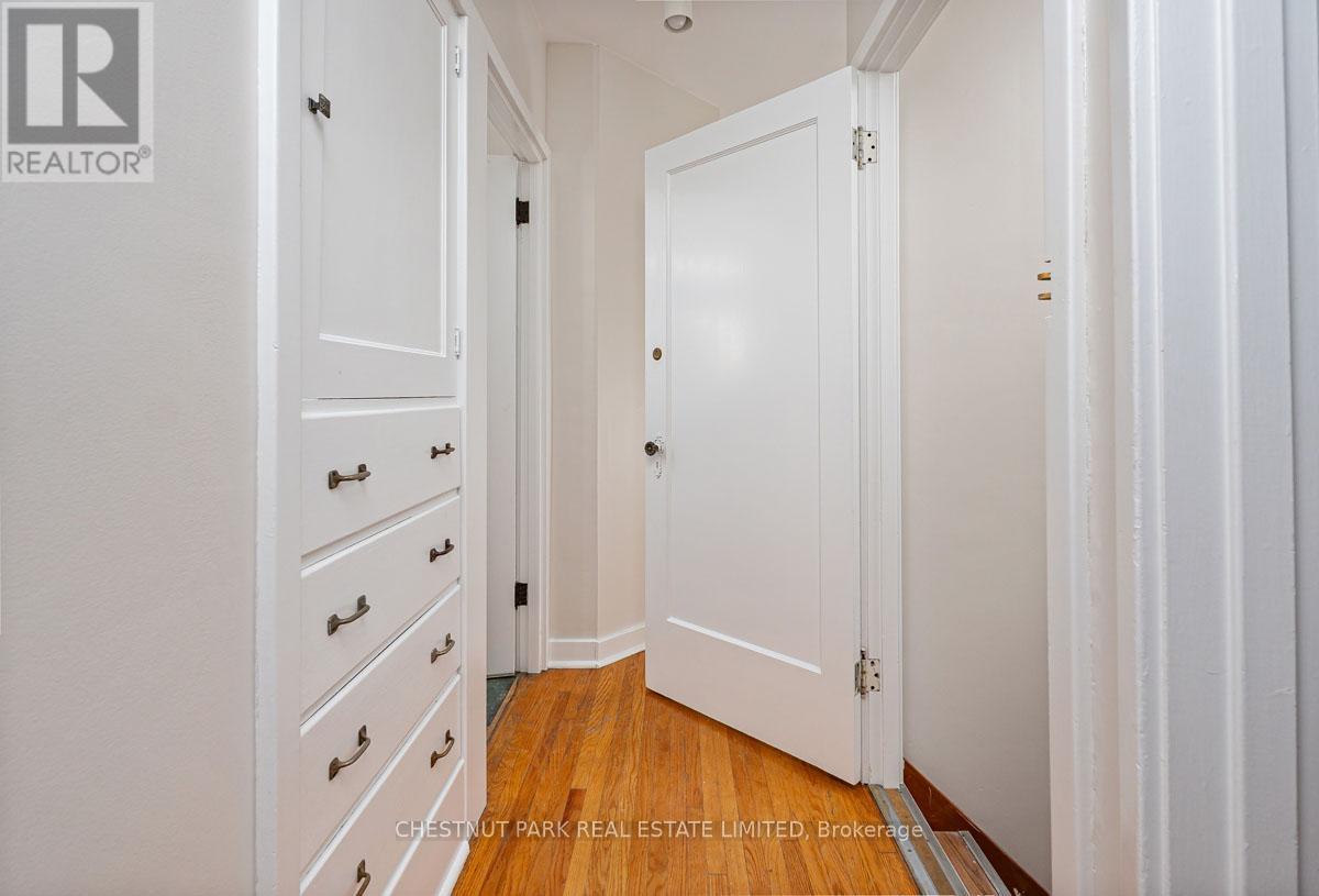 808 Millwood Road, Toronto, Ontario  M4G 1W2 - Photo 24 - C12697366