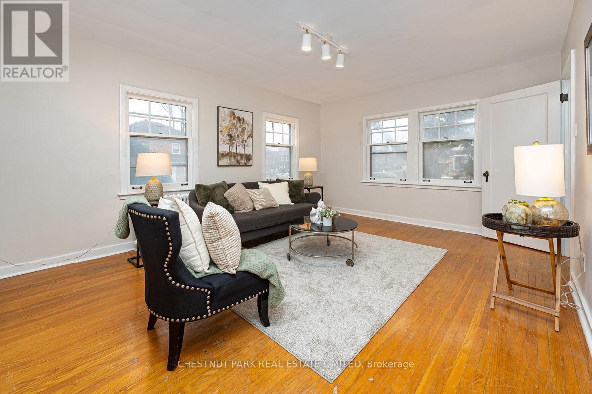 808 Millwood Road, Toronto, Ontario  M4G 1W2 - Photo 5 - C12697366