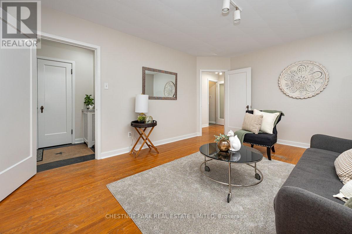 808 Millwood Road, Toronto, Ontario  M4G 1W2 - Photo 6 - C12697366