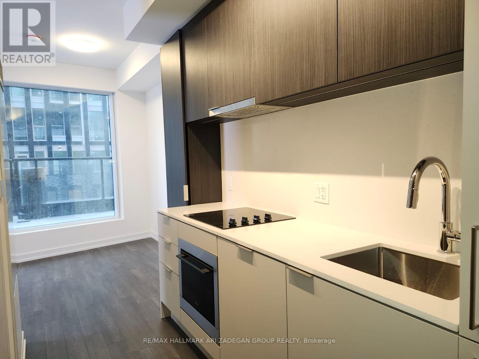 701 - 89 Church Street, Toronto, Ontario  M5C 2G3 - Photo 4 - C12697444