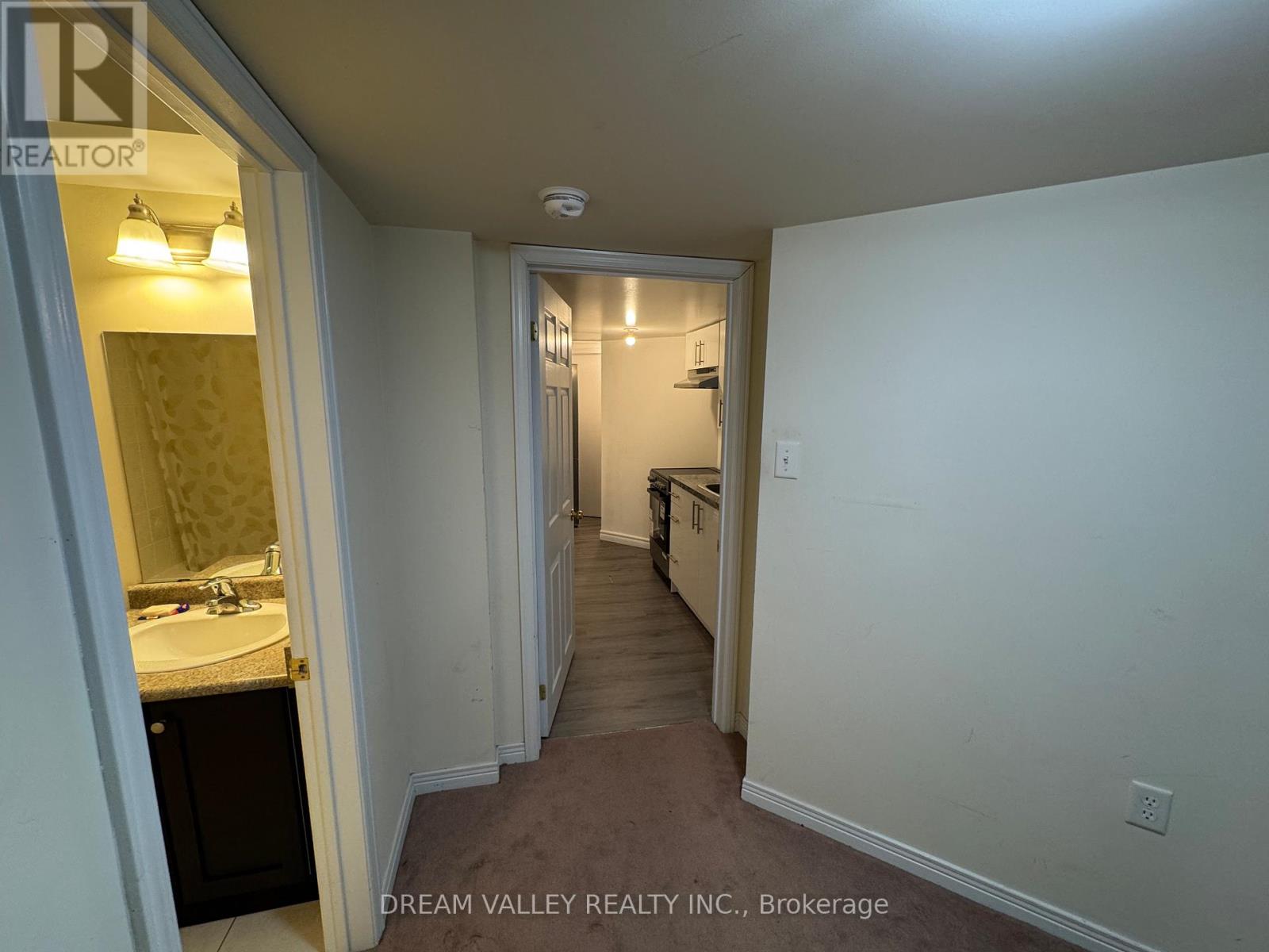 Bsmt - 99 Pilkington Drive, Toronto, Ontario  M1L 0A4 - Photo 10 - E12697416