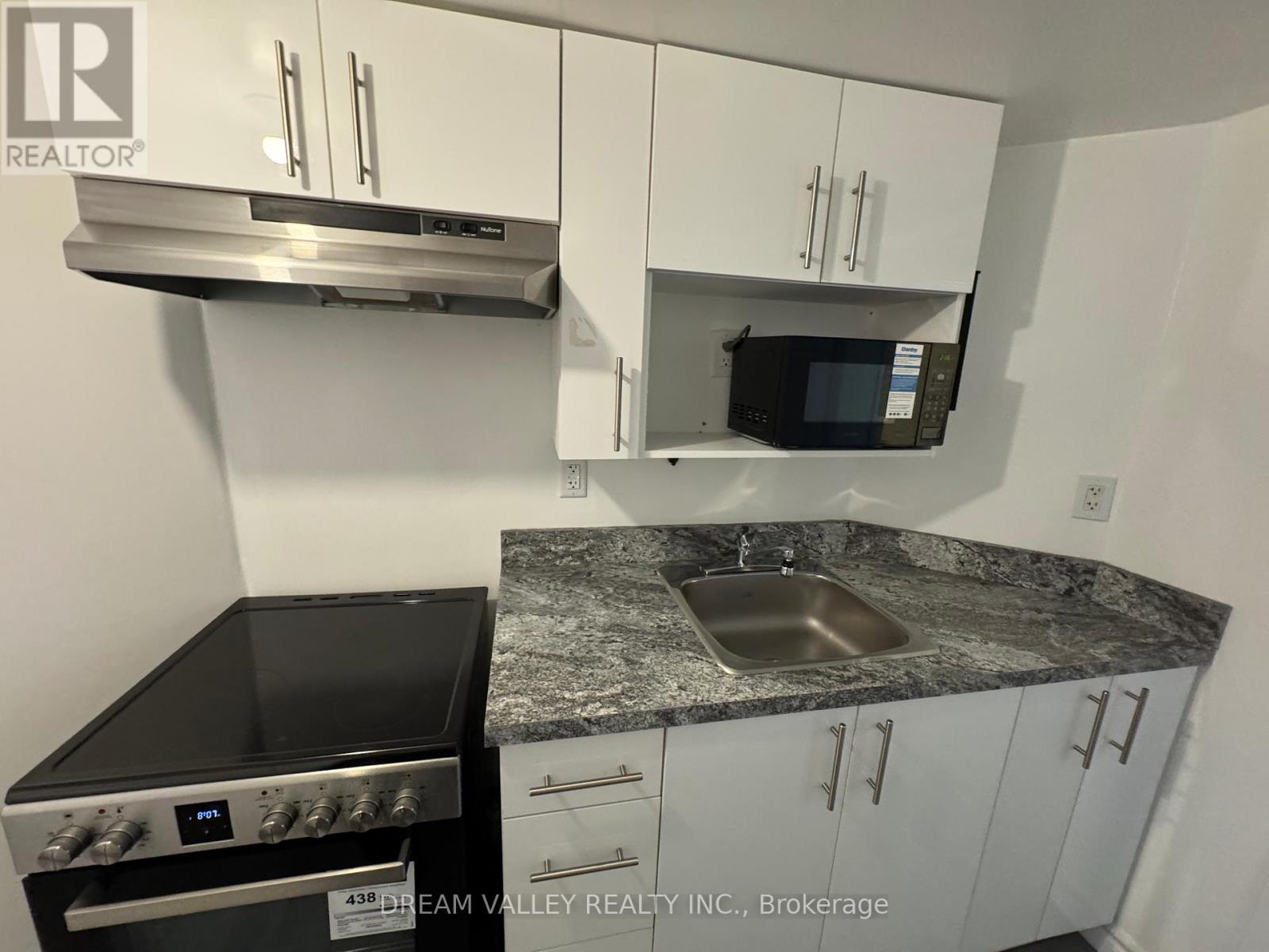 Bsmt - 99 Pilkington Drive, Toronto, Ontario  M1L 0A4 - Photo 13 - E12697416