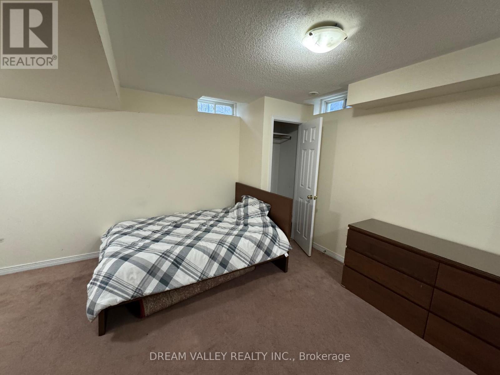 Bsmt - 99 Pilkington Drive, Toronto, Ontario  M1L 0A4 - Photo 6 - E12697416