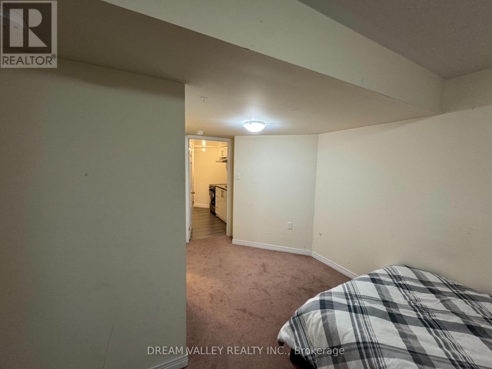 Bsmt - 99 Pilkington Drive, Toronto, Ontario  M1L 0A4 - Photo 8 - E12697416