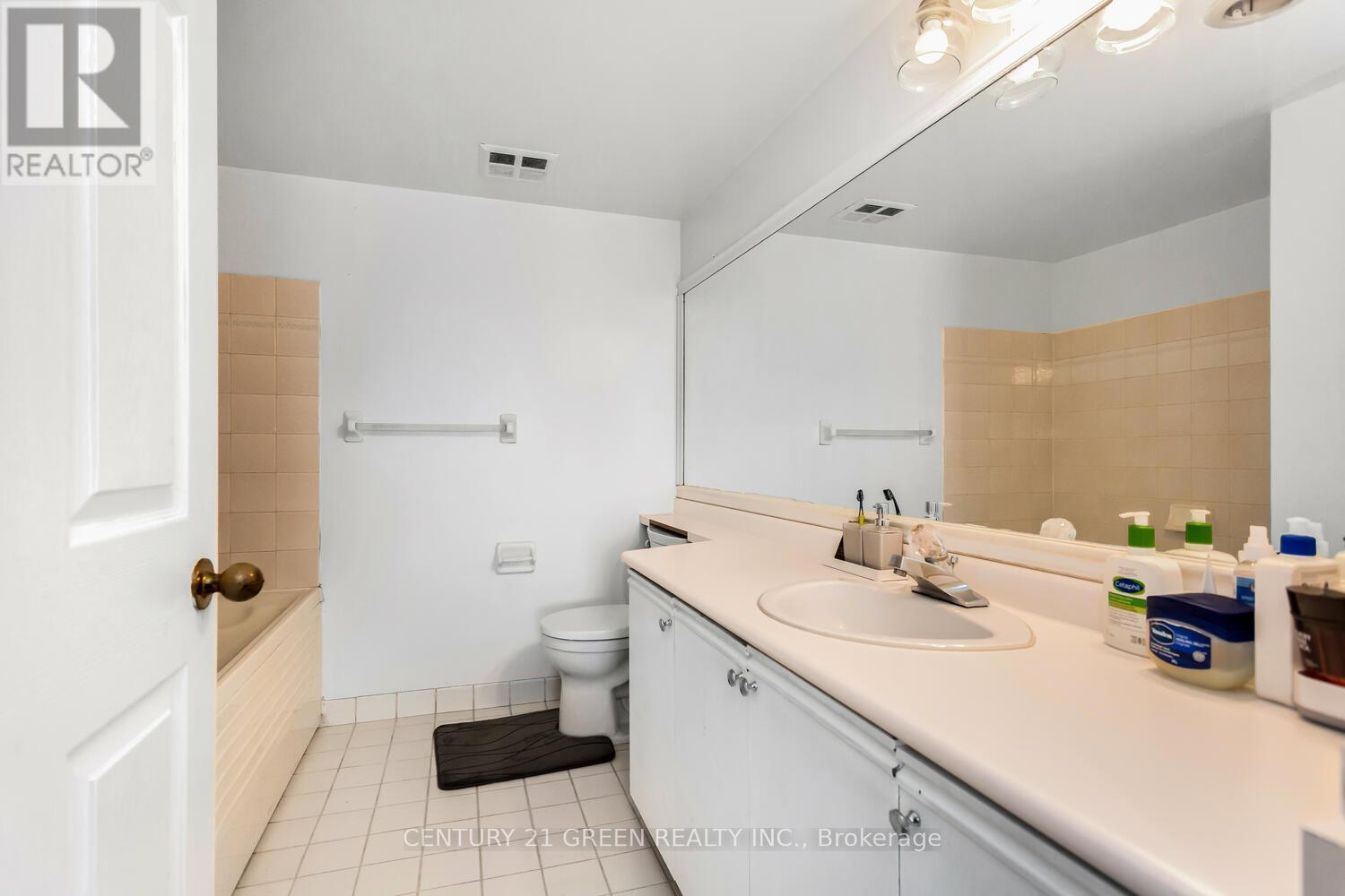 1004 - 6 Humberline Drive, Toronto, Ontario  M9W 6X8 - Photo 35 - W12634152