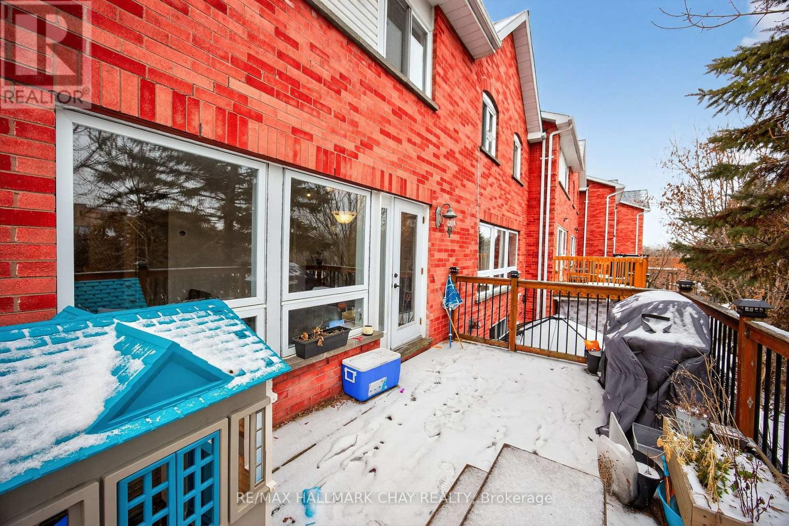 11 Mckinnon Court, Newmarket, Ontario  L3Y 8L6 - Photo 25 - N12697432