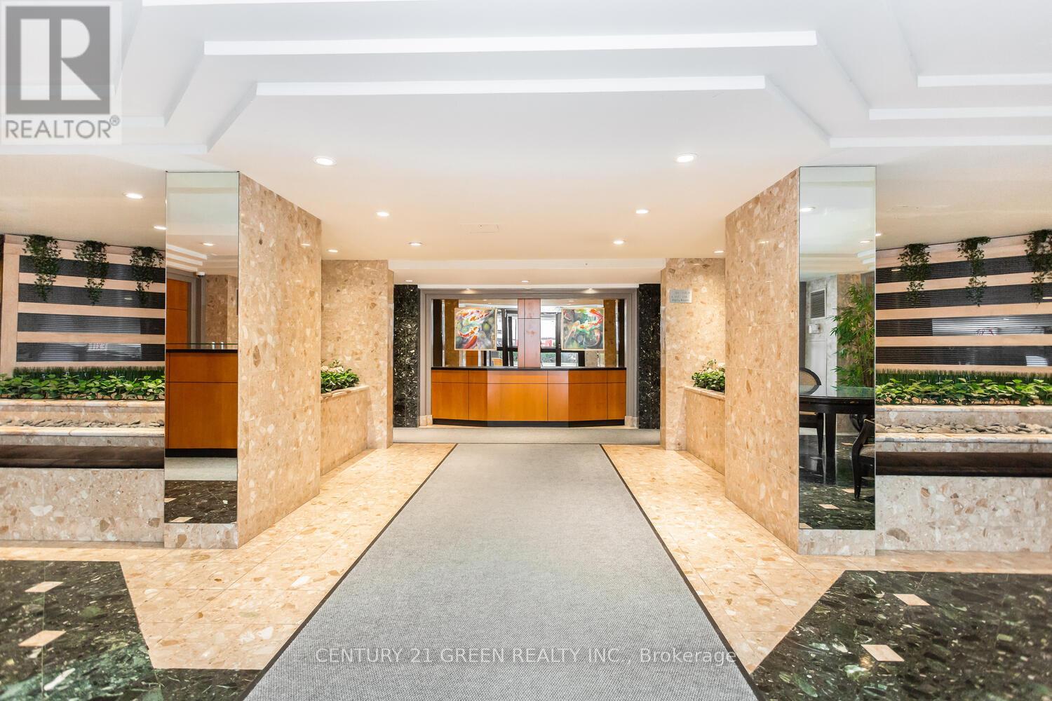 1004 - 6 Humberline Drive, Toronto, Ontario  M9W 6X8 - Photo 13 - W12634152