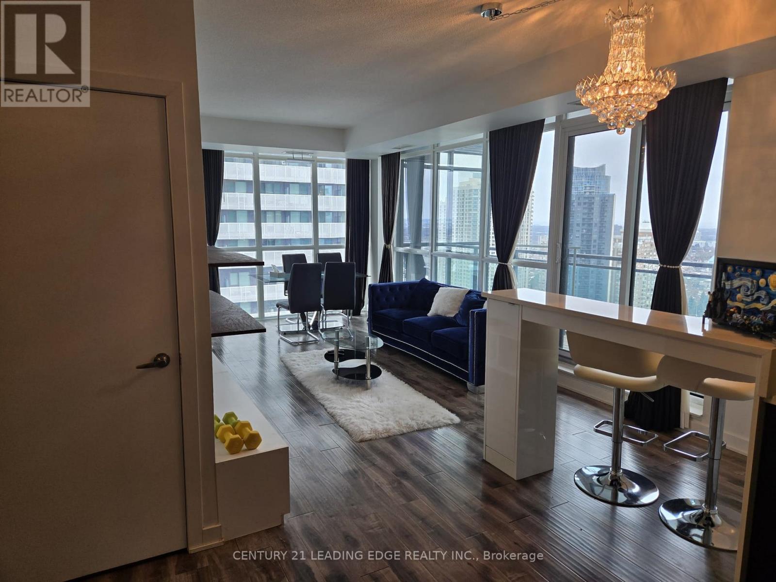 2402 - 4070 Confederation Parkway, Mississauga, Ontario  L5B 0E9 - Photo 12 - W12636680