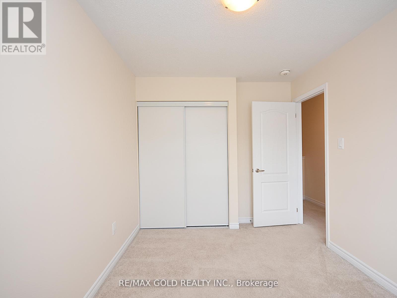 75 Metro Crescent, Brampton, Ontario  L7A 4P2 - Photo 11 - W12695698