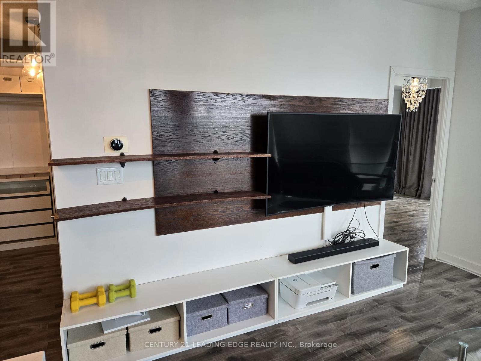 2402 - 4070 Confederation Parkway, Mississauga, Ontario  L5B 0E9 - Photo 13 - W12636680