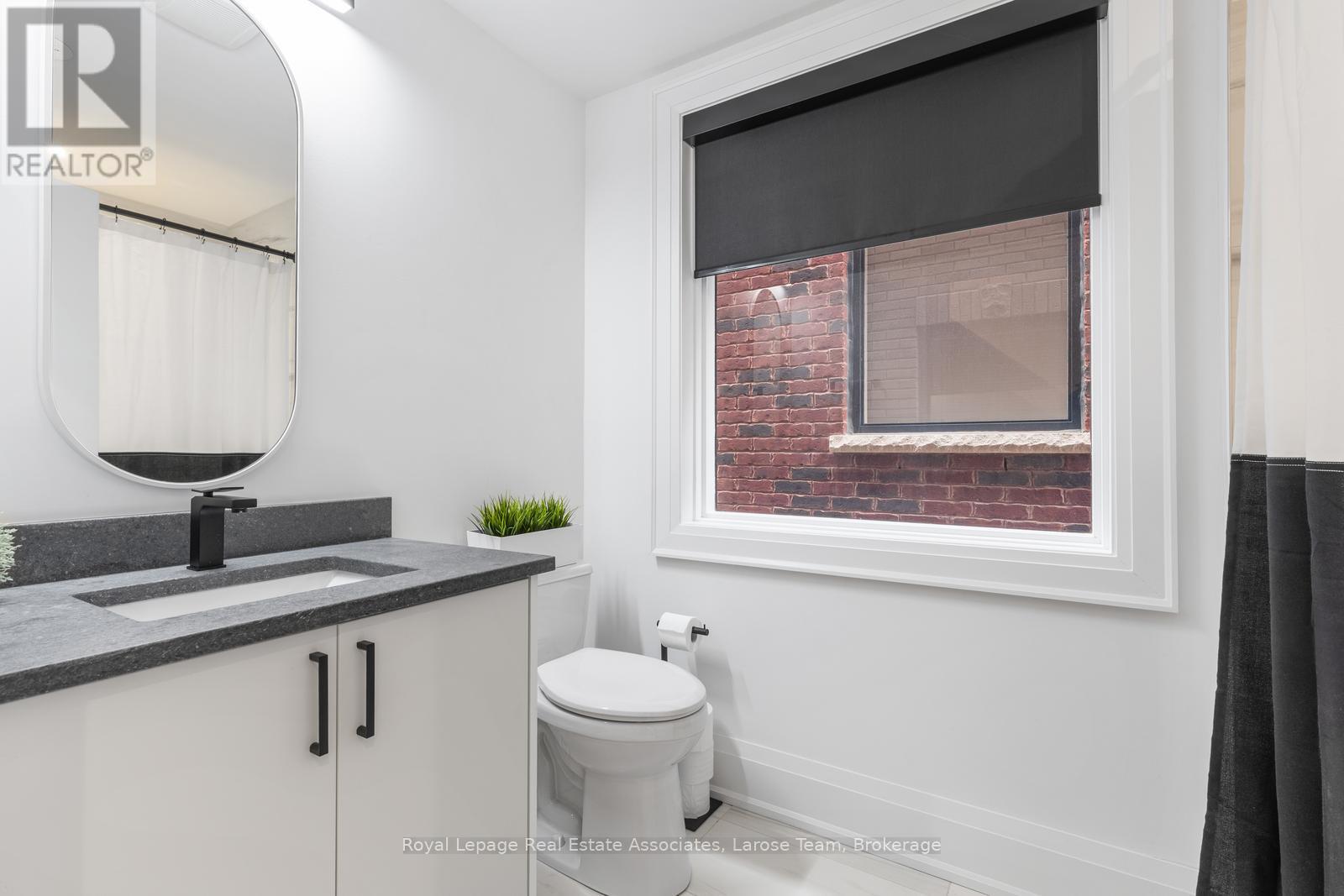 24 - 10 Lunar Crescent, Mississauga, Ontario  L5M 2P6 - Photo 24 - W12697076