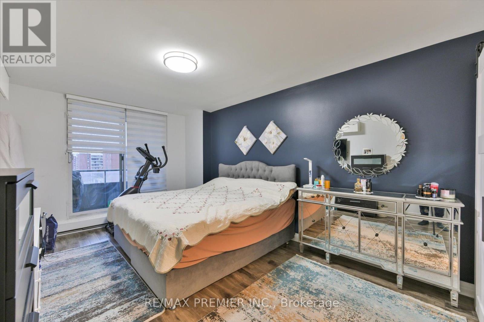 905 - 1 Four Winds Drive, Toronto, Ontario  M3J 2T1 - Photo 11 - W12695764