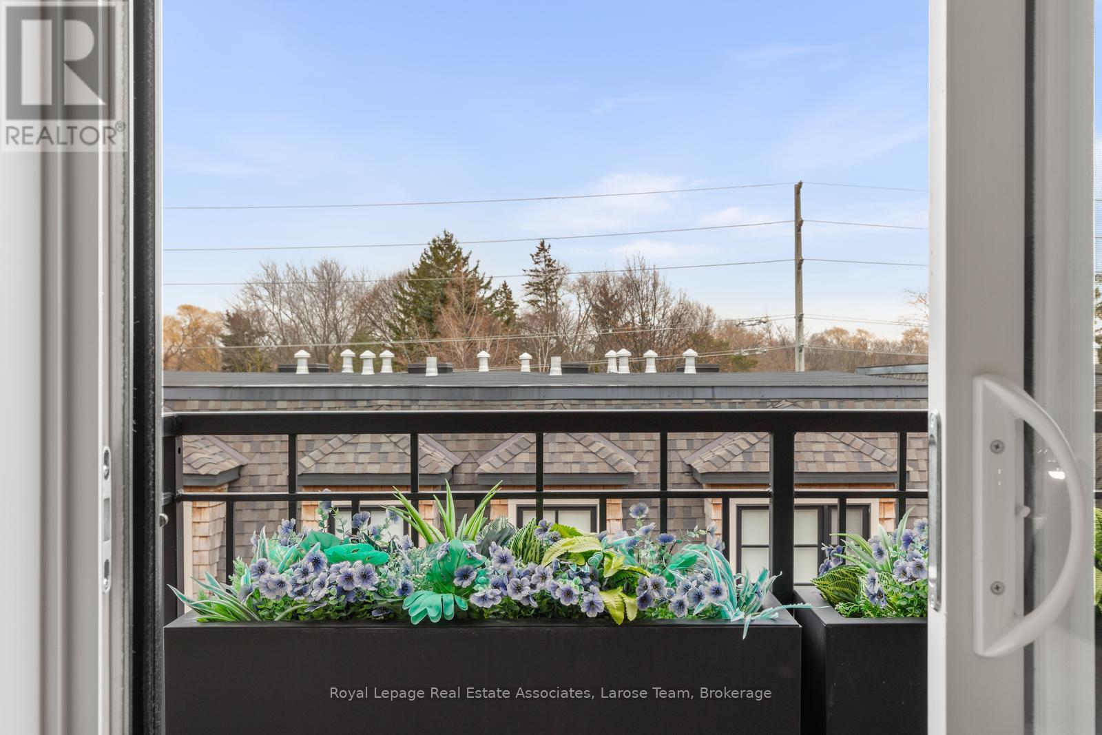 24 - 10 Lunar Crescent, Mississauga, Ontario  L5M 2P6 - Photo 15 - W12697076