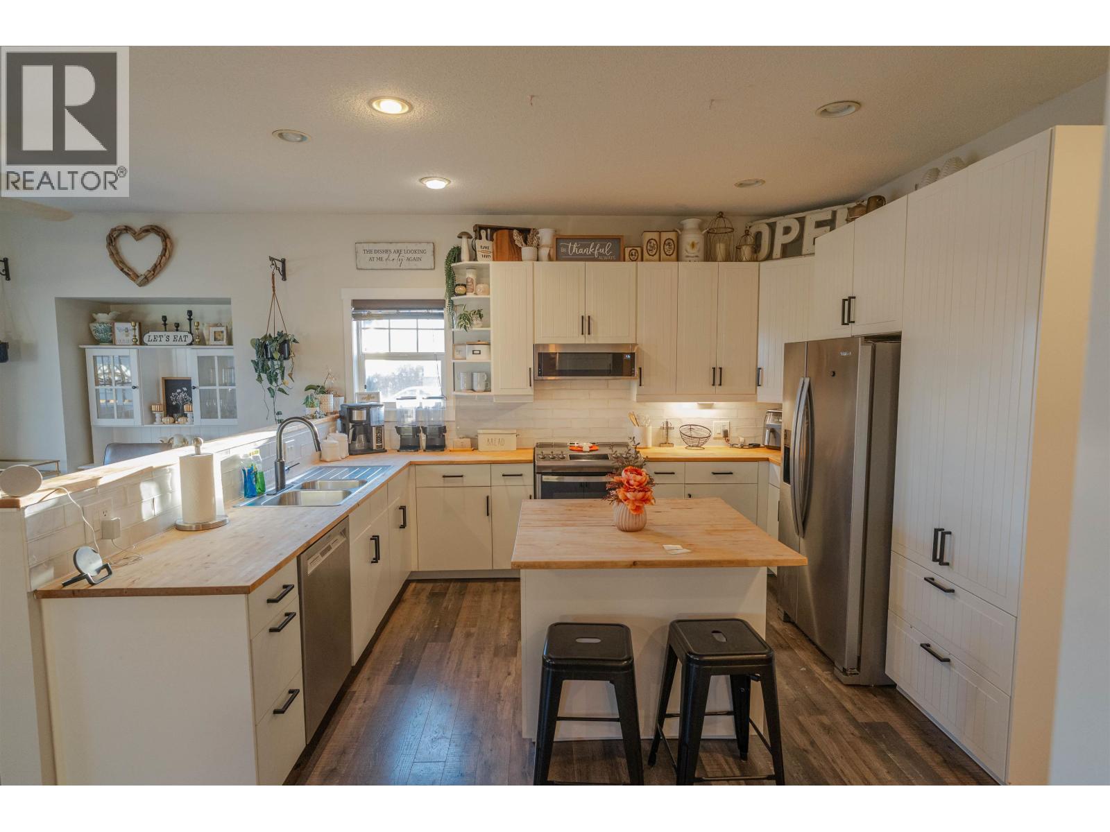 8723 109 Avenue, Fort St. John, British Columbia  V1J 7E6 - Photo 3 - R3079022