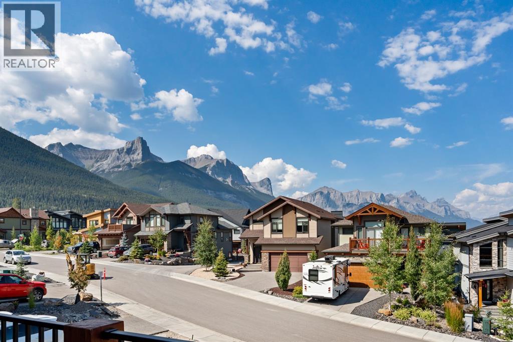 232 Stewart Creek Rise, Canmore, Alberta  T1W 0L8 - Photo 10 - A2252436