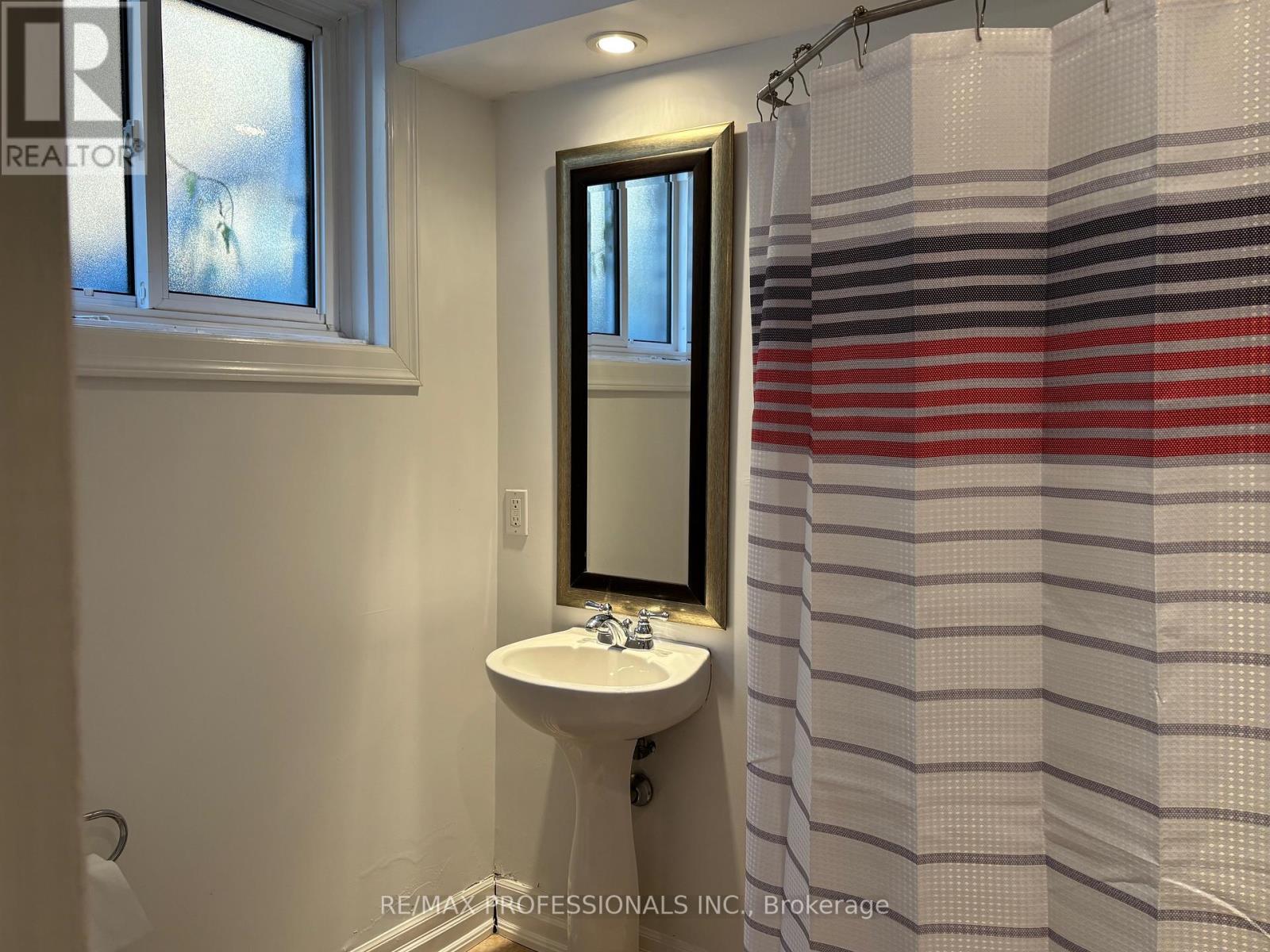 Bsmt - 73 Abilene Drive, Toronto, Ontario  M9A 2N5 - Photo 4 - W12697314